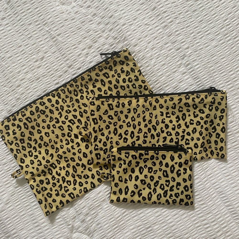 BAGGU Honey Leopard Flat Pouch Set